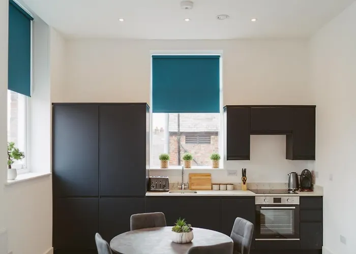 8 2 Bedrooms, Sleeps X 6 Holiday home York